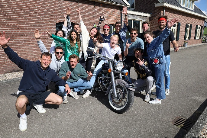 The full Vesper team